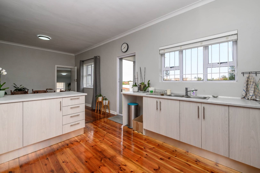 3 Bedroom Property for Sale in Perridgevale Eastern Cape